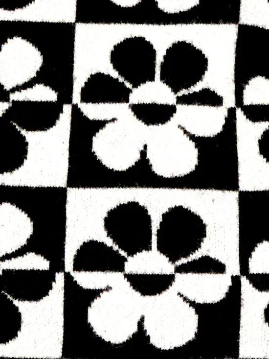 Forever 21 Small Black White Cardigan Floral Checker Knit Retro Preppy Daisy Mod - Picture 9 of 10